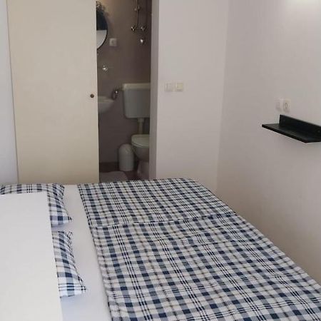 Apartmani Bonavia 耶尔萨 外观 照片