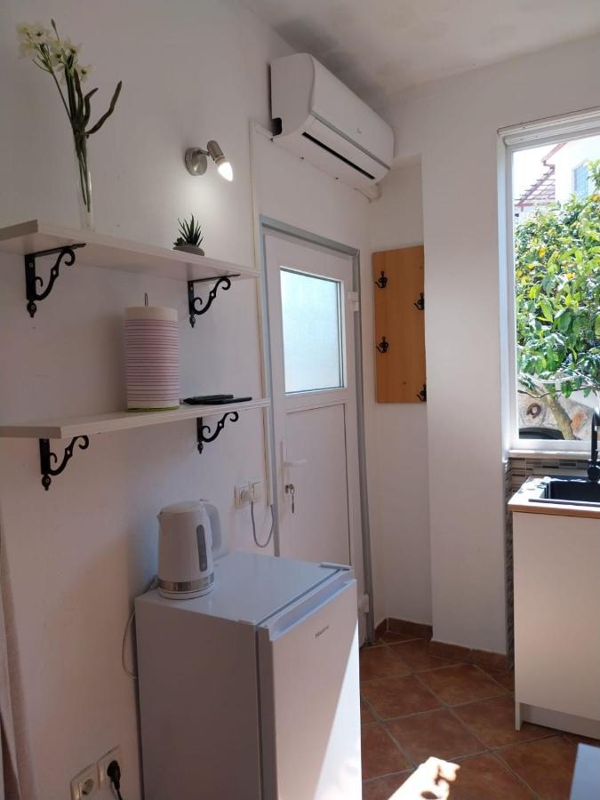 Apartmani Bonavia 耶尔萨 外观 照片