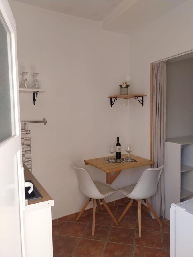 Apartmani Bonavia 耶尔萨 外观 照片